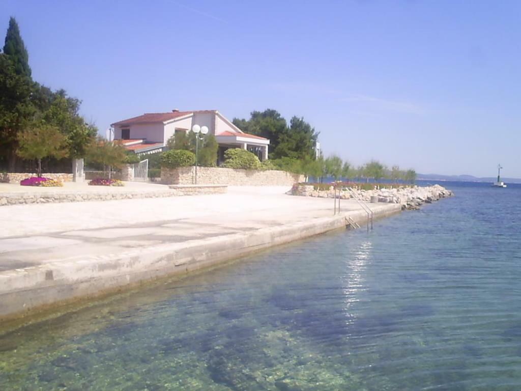 Beach Apartment M & B Poljana  Buitenkant foto