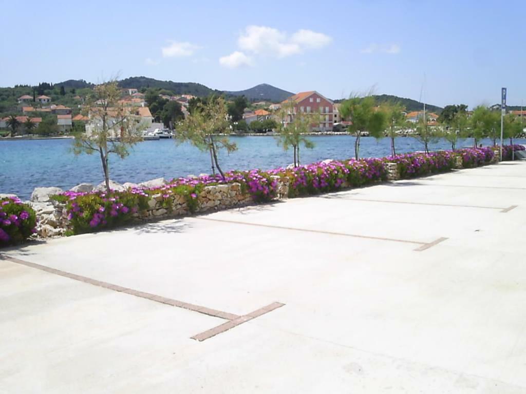 Beach Apartment M & B Poljana  Buitenkant foto
